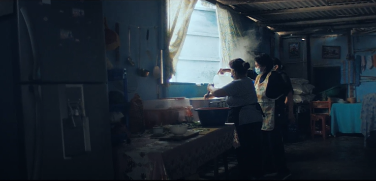 Latas de aluminio recicladas se transforman en ollas industriales